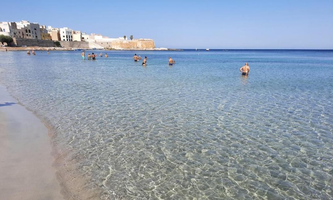 Amira Apartments Trapani Esterno foto